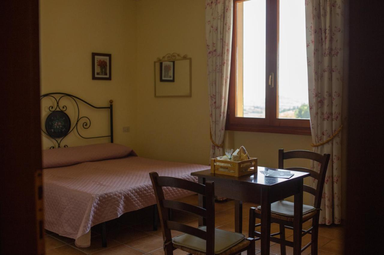 Appartamenti Casalsole 切雷托圭迪 外观 照片