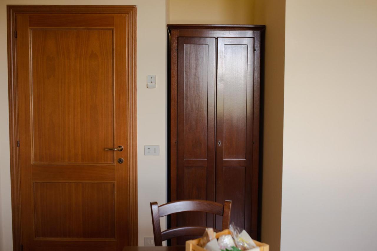 Appartamenti Casalsole 切雷托圭迪 外观 照片